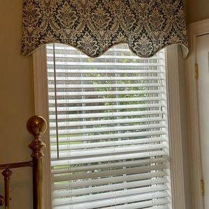 2 Panels Rod Pocket Curtains